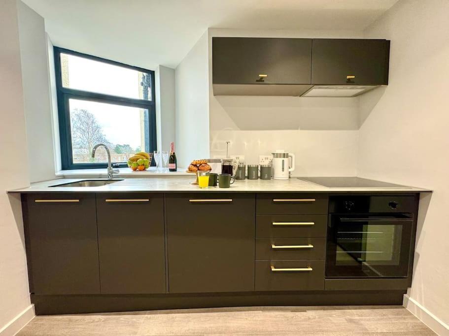 3Br Westbourne Delight - Near Beach & Bournemouth! المظهر الخارجي الصورة